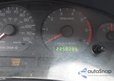 2001 Ford Mustang из США, поврежденный, VIN 1FAFP44451F110072